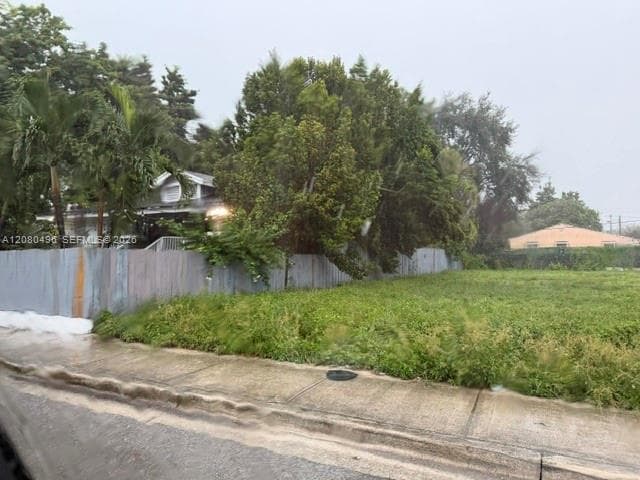812 NW 29th Ter photo 7