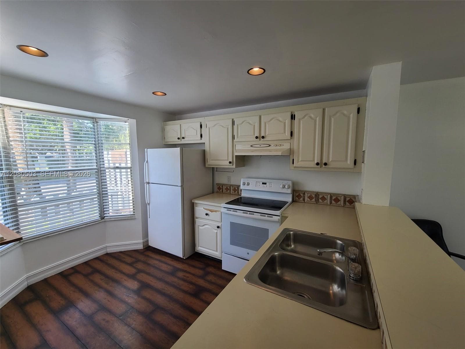 CYPRESS-THIRD PLAT · #173 in Pompano Beach - Photo 3