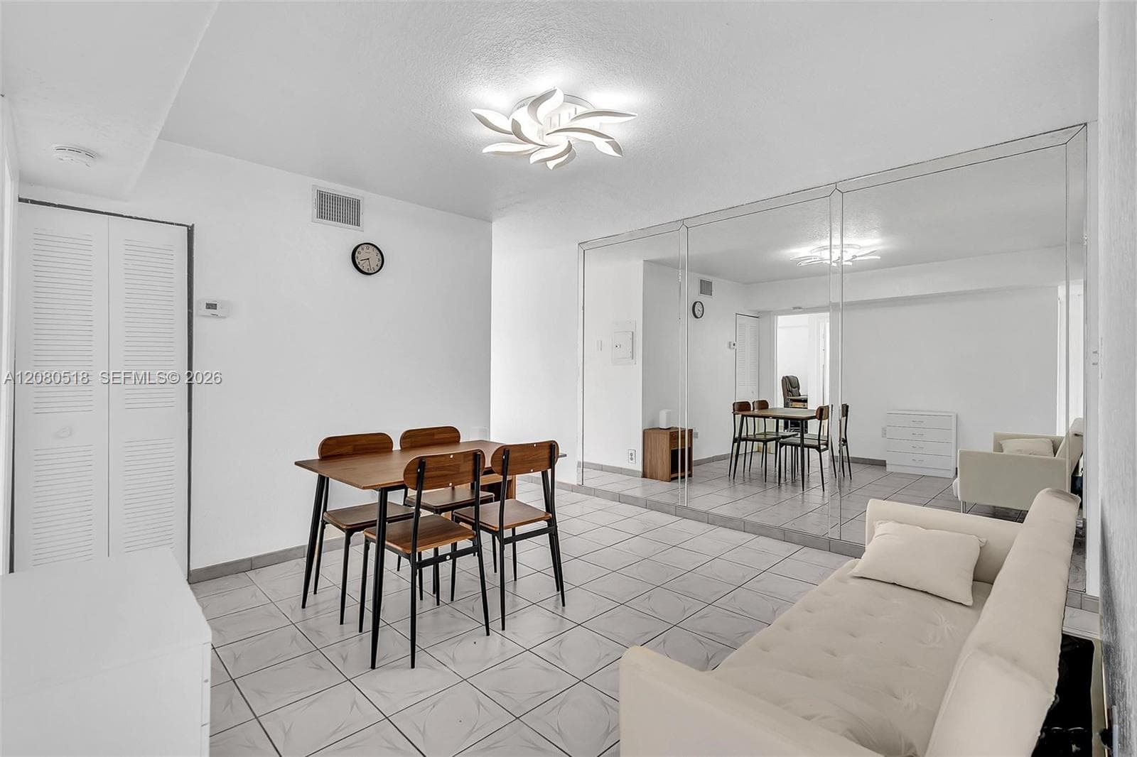 PRESIDENTIAL CORNERS COND · #313E in Miami - Photo 2