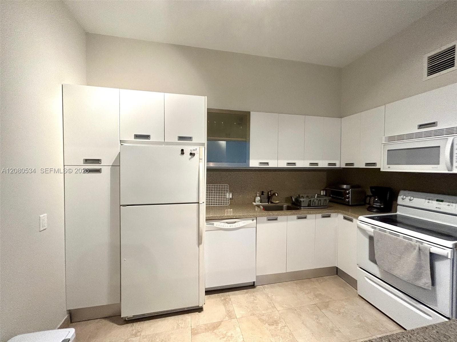 ARLEN HOUSE EAST CONDO · #PH08 in Sunny Isles Beach - Photo 22