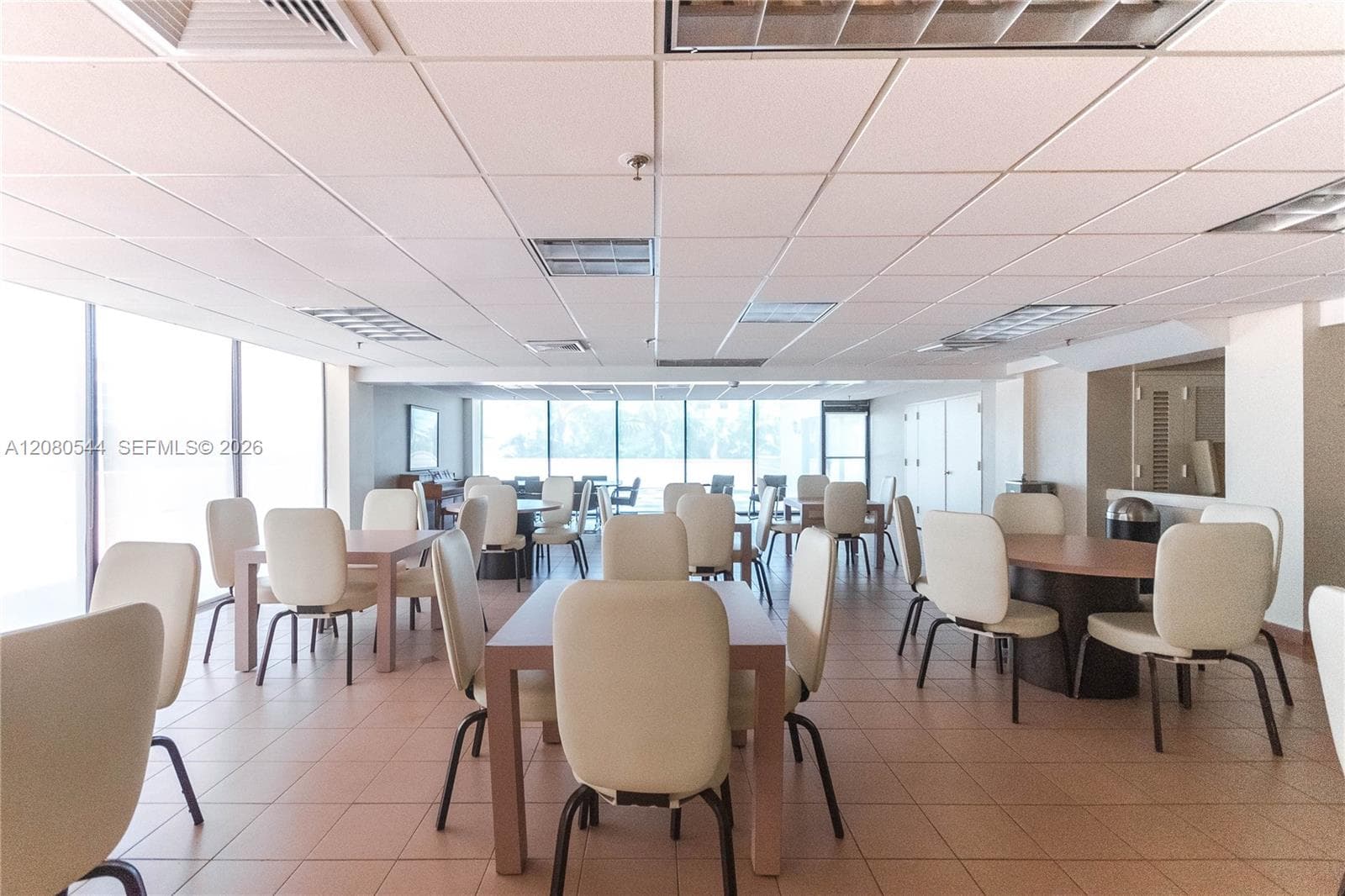 THE RIVIERA CONDO · #712 in Miami Beach - Photo 25