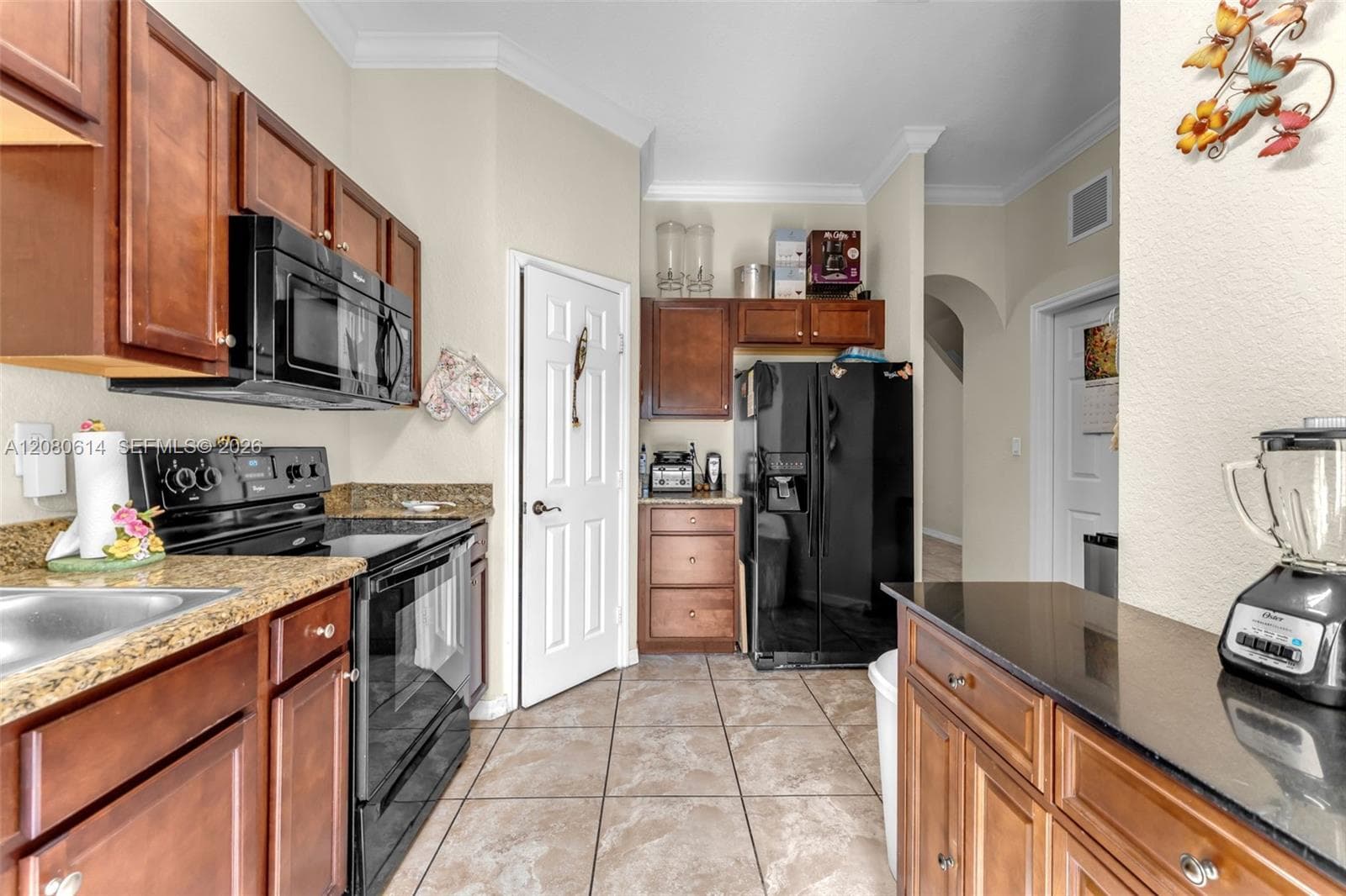2324 SE 17th Ter photo 8