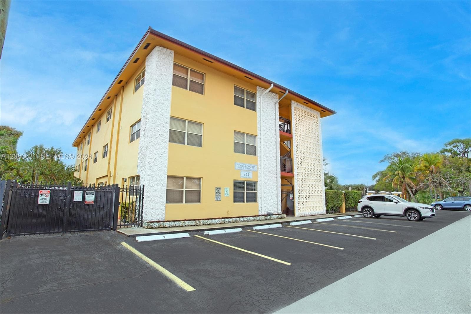 SEVILLA COURTS CONDO · #6 in Fort Lauderdale - Photo 10