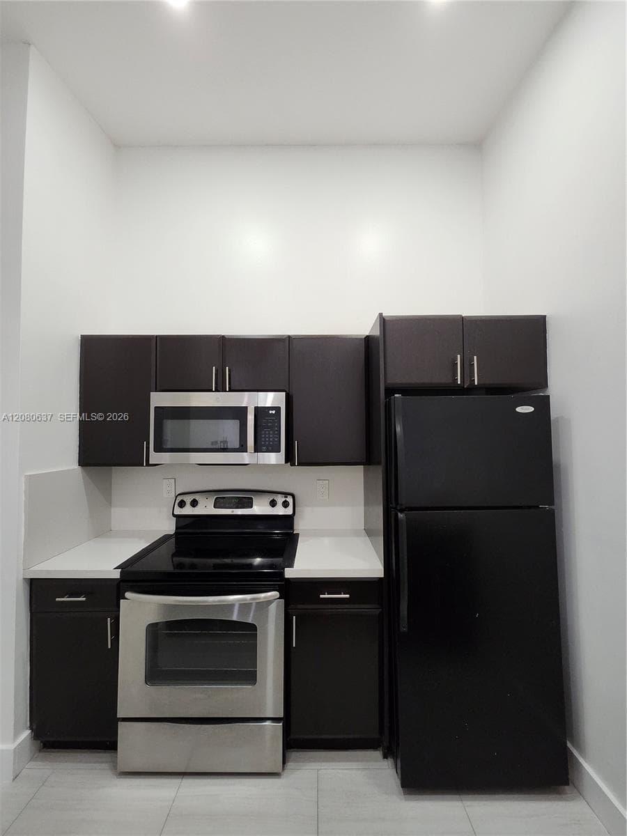 MOORS POINTE CONDO · #8-17 in Hialeah - Photo 7