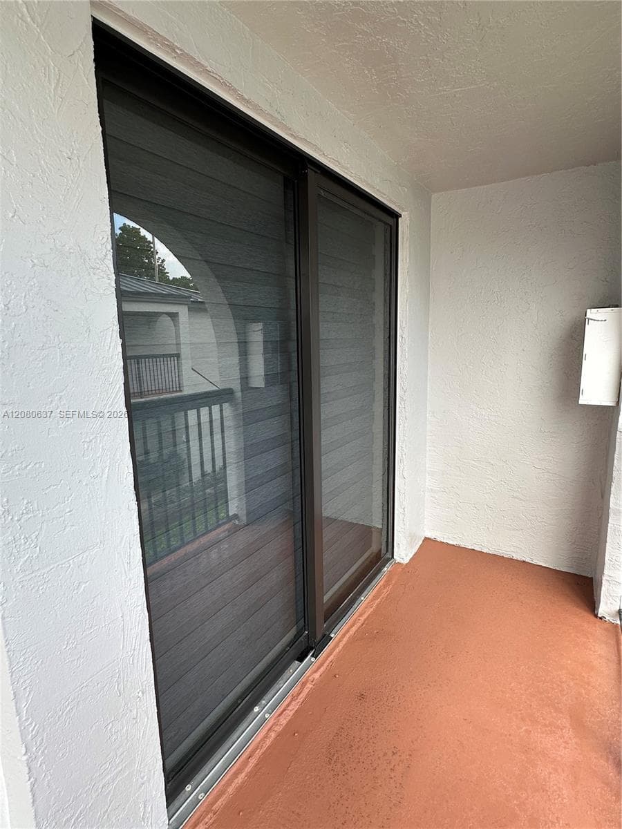 MOORS POINTE CONDO · #8-17 in Hialeah - Photo 18