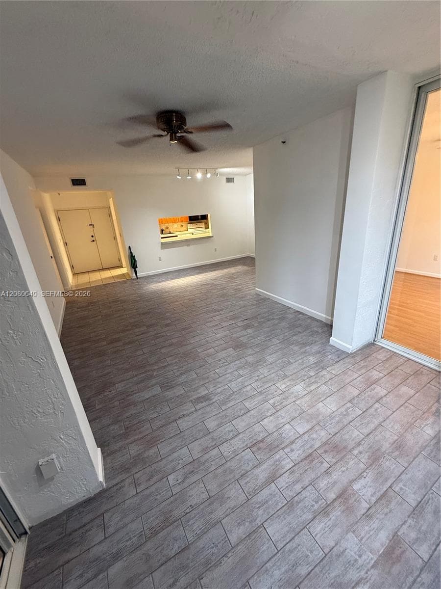 DORAL HOUSE CONDO NO 1 · #212 in Doral - Photo 6