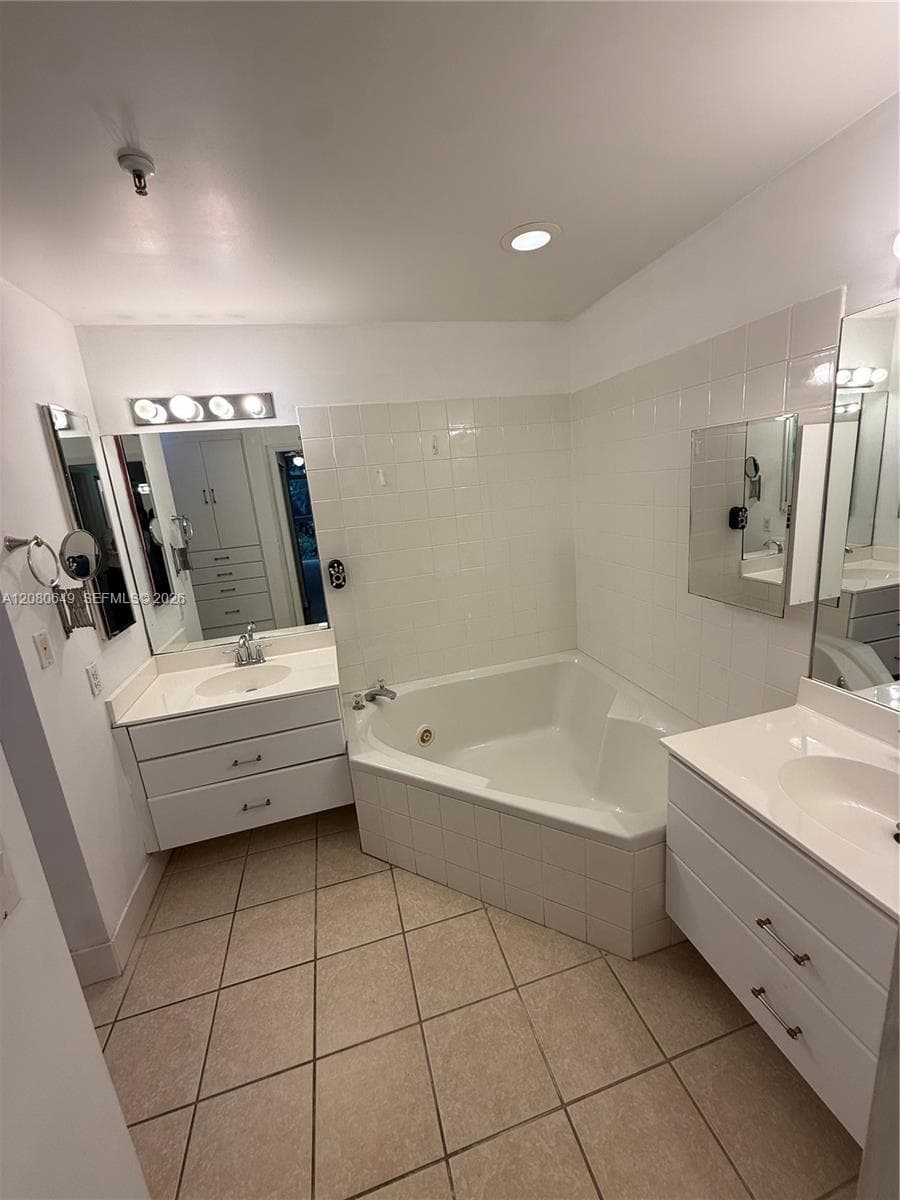 DORAL HOUSE CONDO NO 1 · #212 in Doral - Photo 9