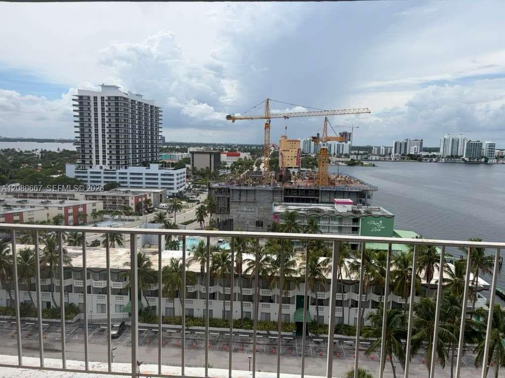 KENNEDY HOUSE CONDO · #14D in North Bay Village - Photo 24