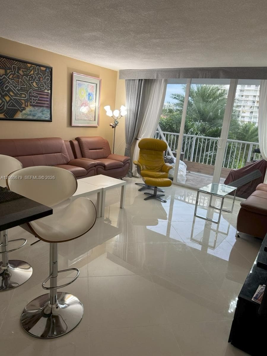Admirals Port · #310W in Aventura - Photo 3