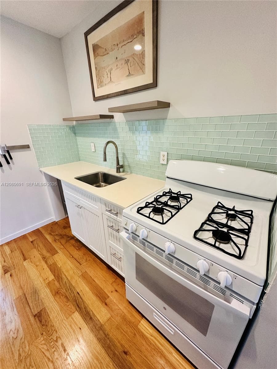 BEACHWALK CONDO · #17 in Miami Beach - Photo 13