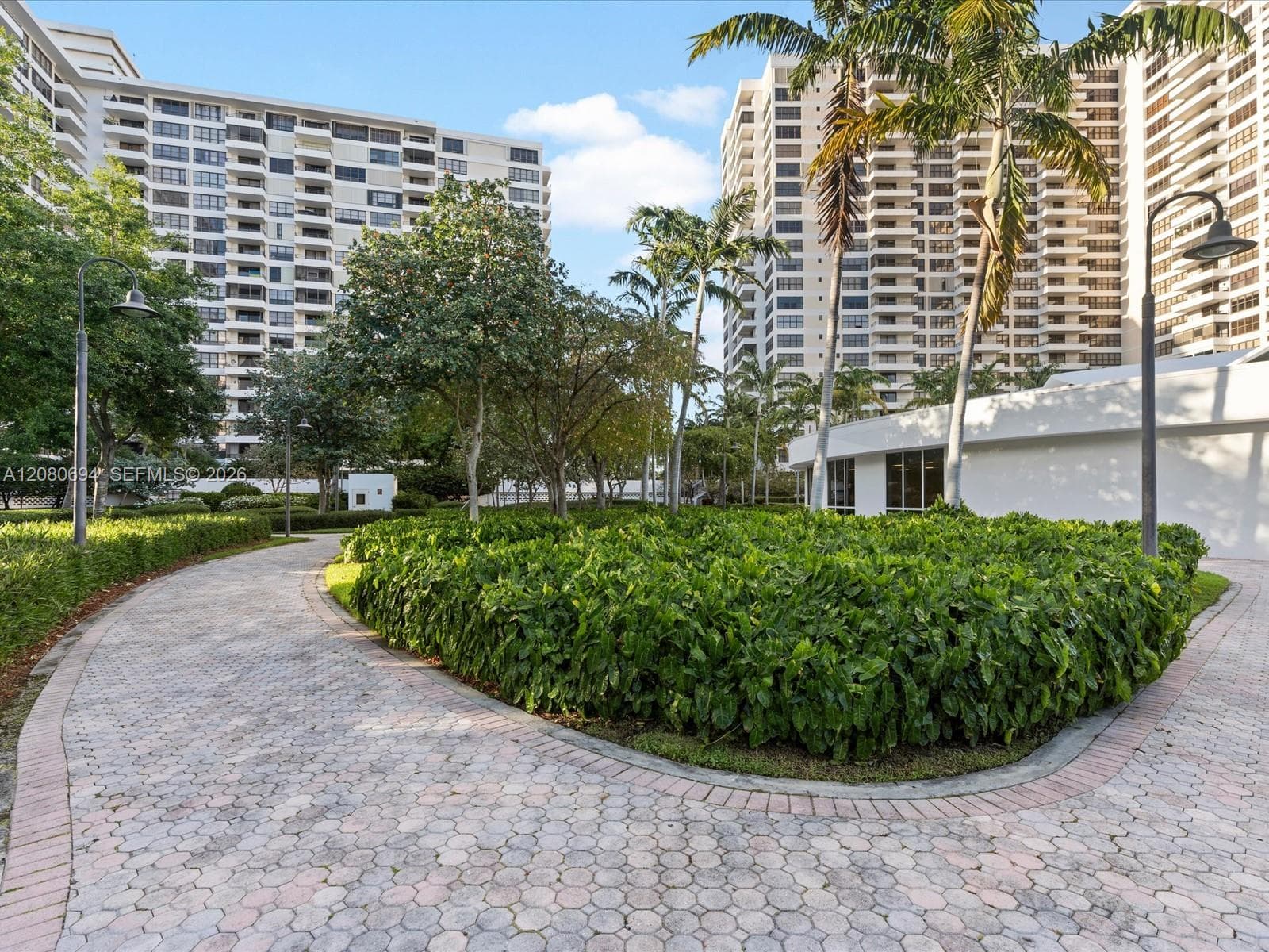 OLYMPUS CONDO PHASE · #618 in Hallandale Beach - Photo 41