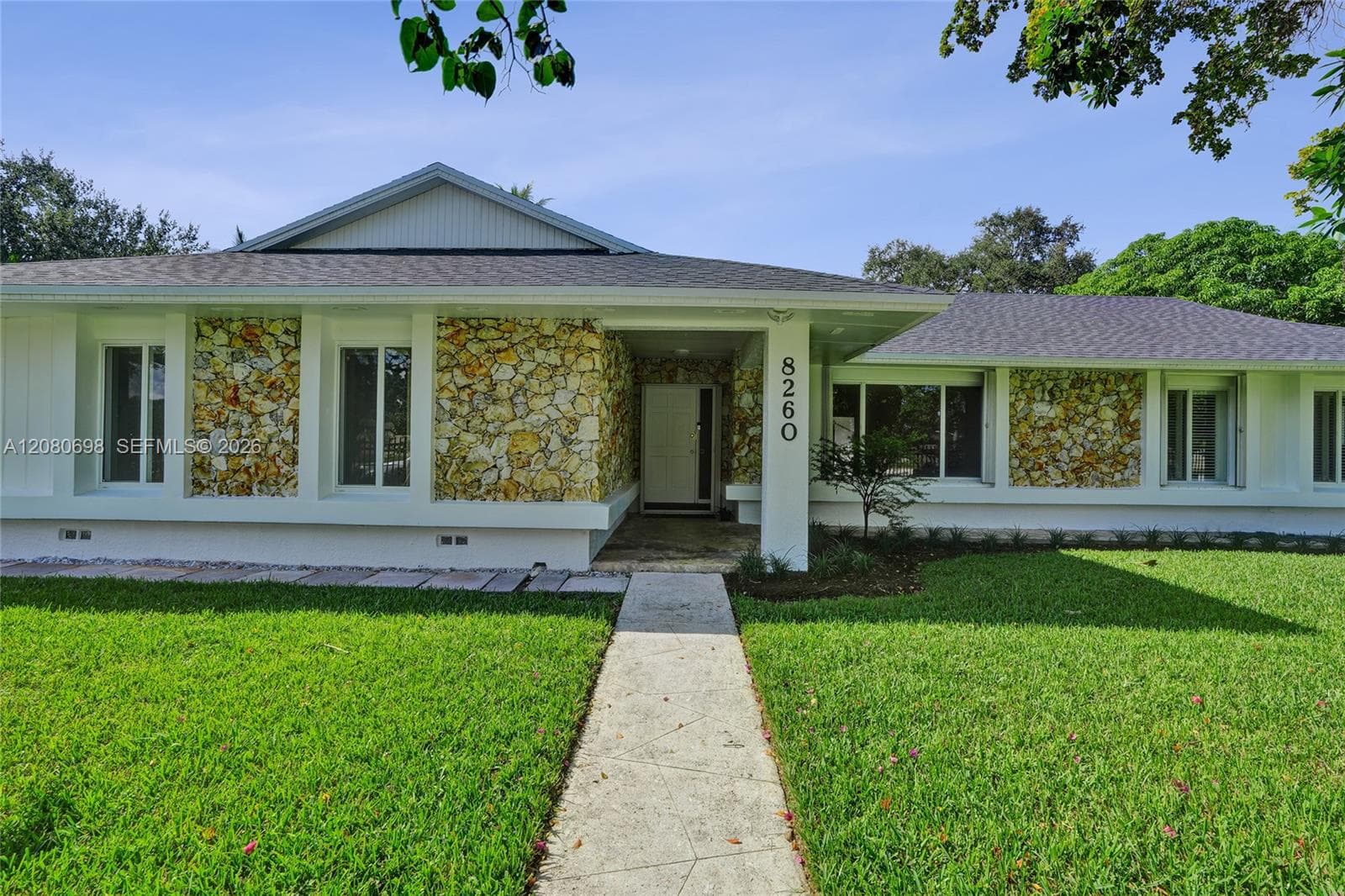 8260 SW 88th St photo 1