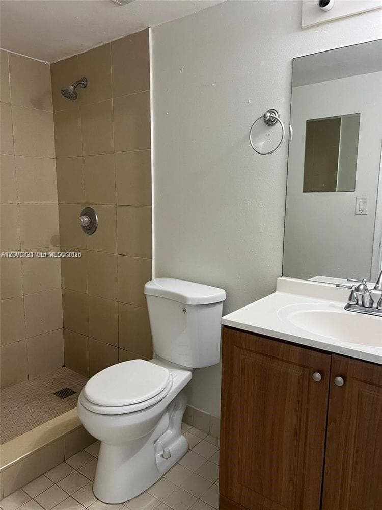 LAS BRISAS@ COUNTRY CLUB · #F205 in Hialeah - Photo 10