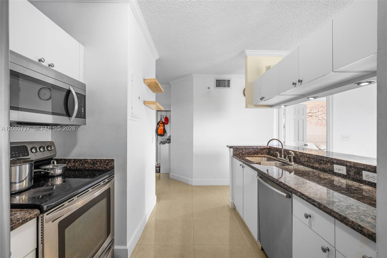 Porto Bellagio · #2516 in Sunny Isles Beach - Photo 6