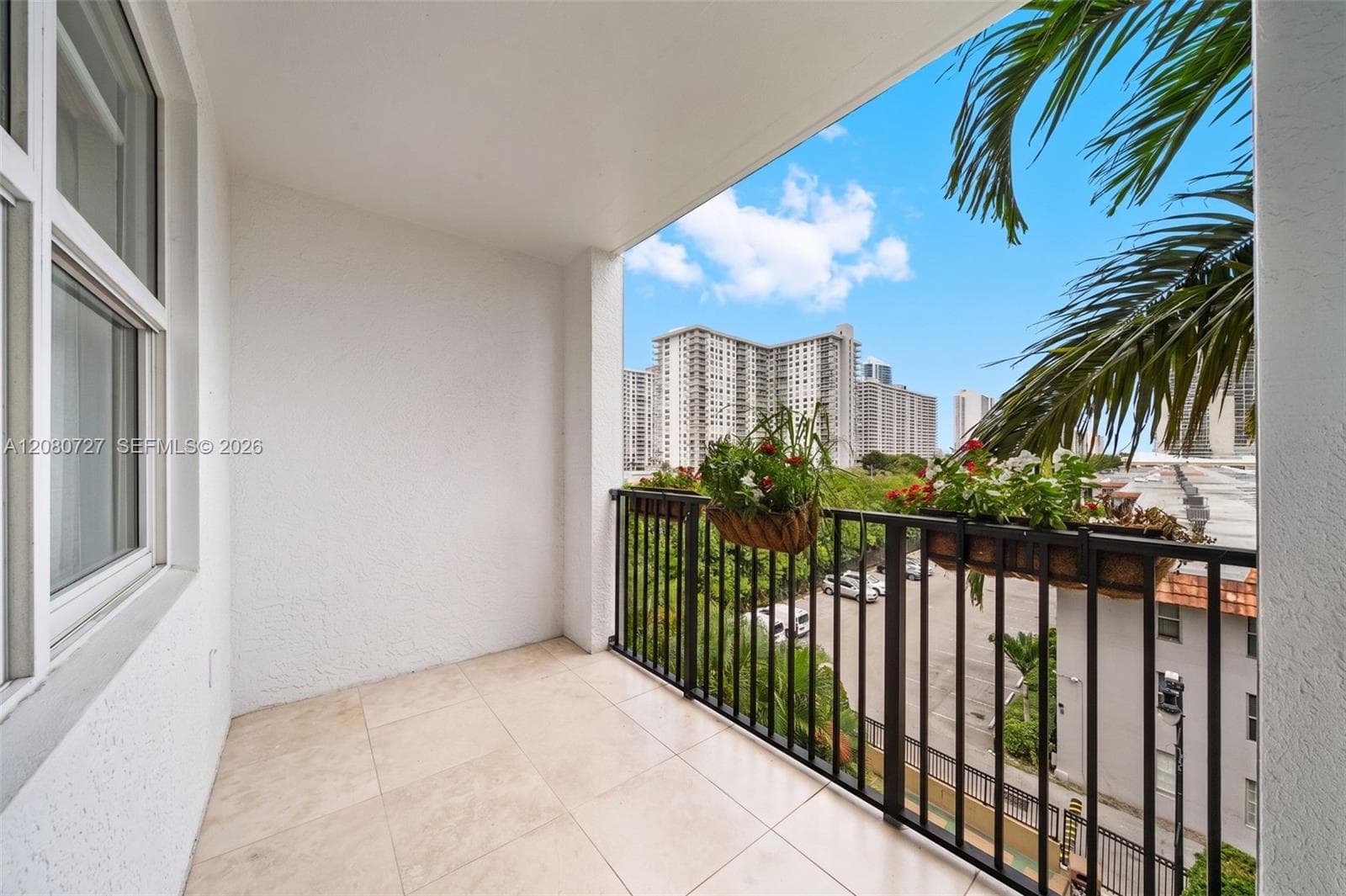 Porto Bellagio · #2516 in Sunny Isles Beach - Photo 3
