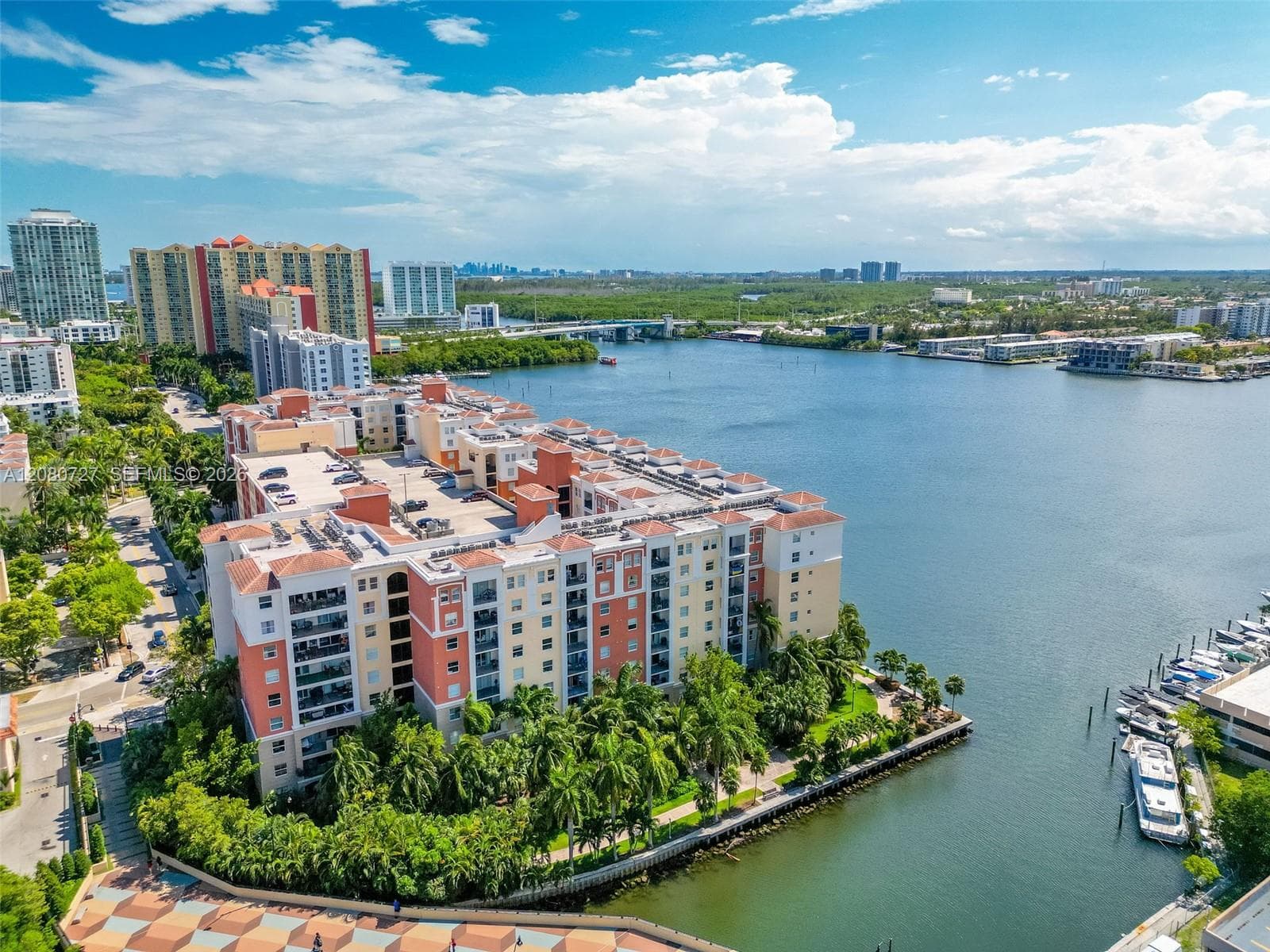 Porto Bellagio · #2516 in Sunny Isles Beach - Photo 29