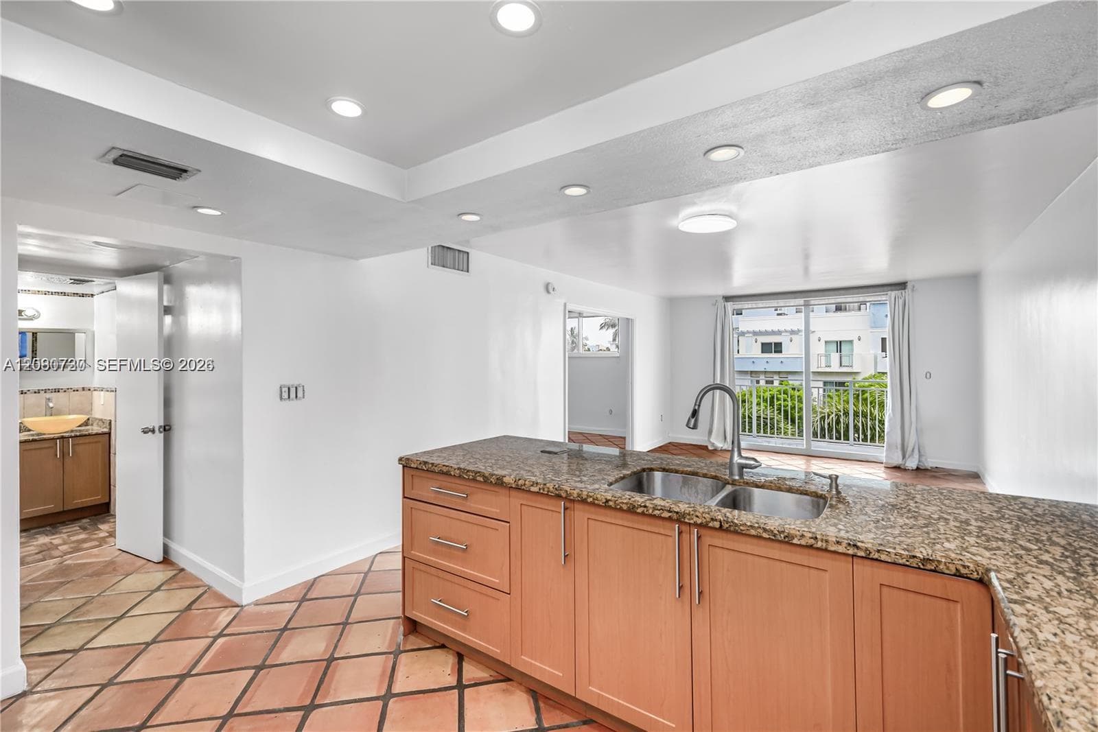 Park Gardens · #402 in Miami Beach - Photo 16