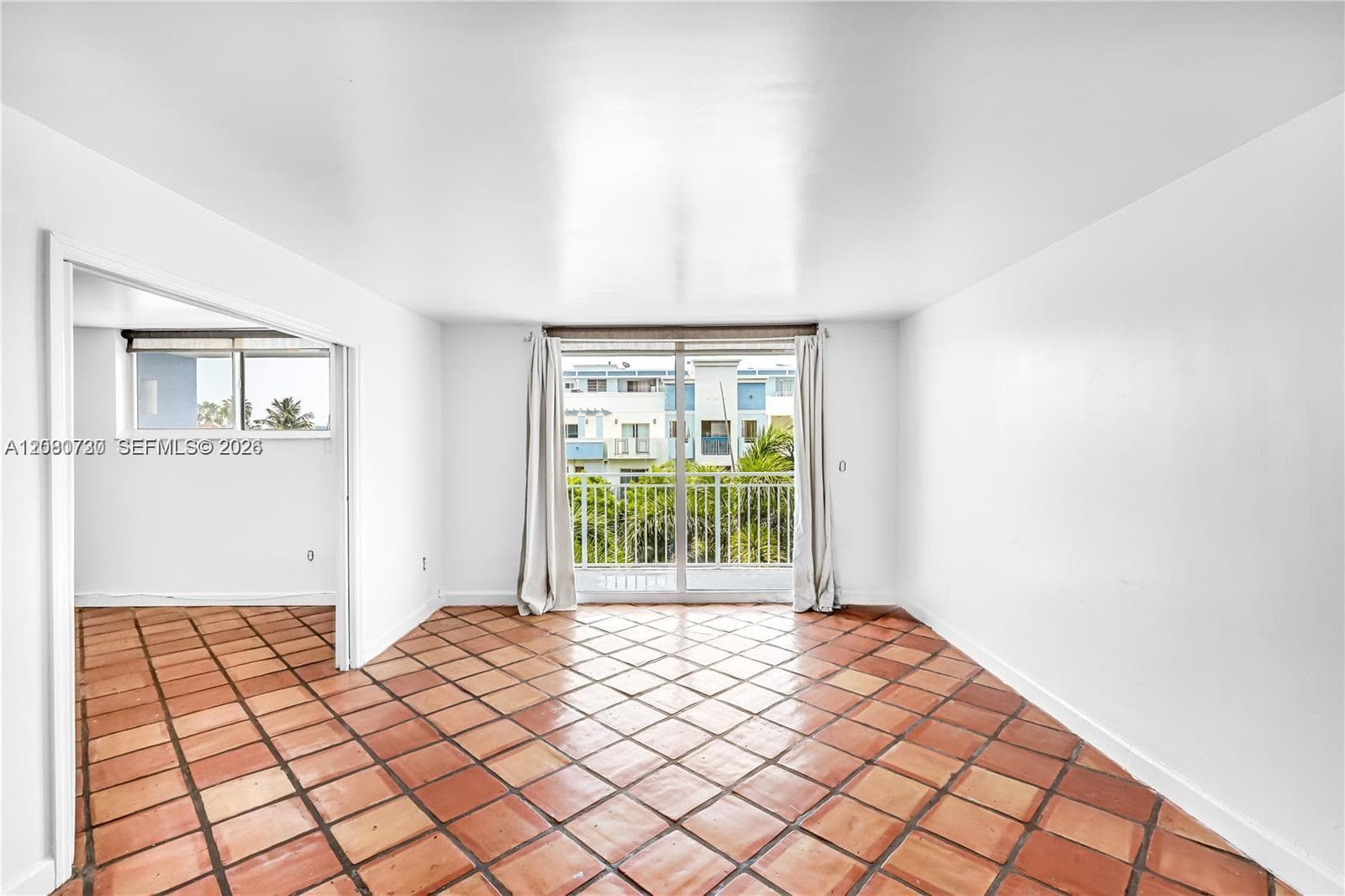 Park Gardens · #402 in Miami Beach - Photo 9