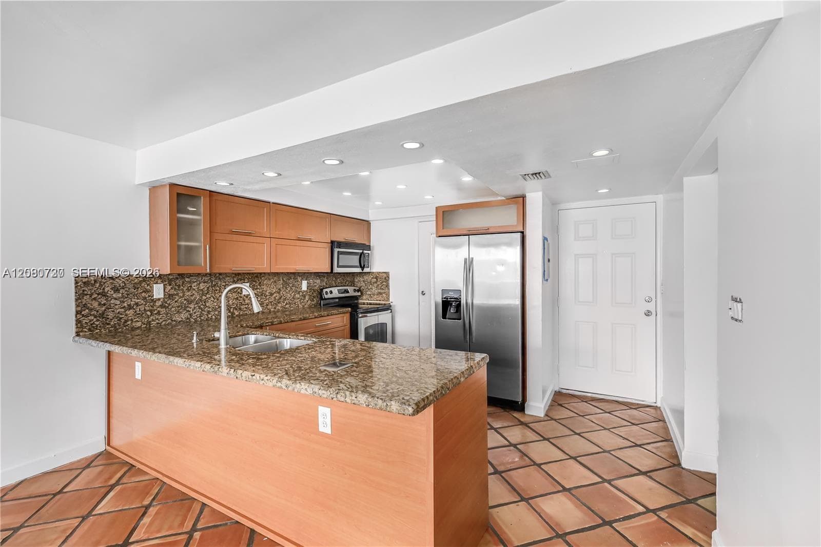 Park Gardens · #402 in Miami Beach - Photo 4