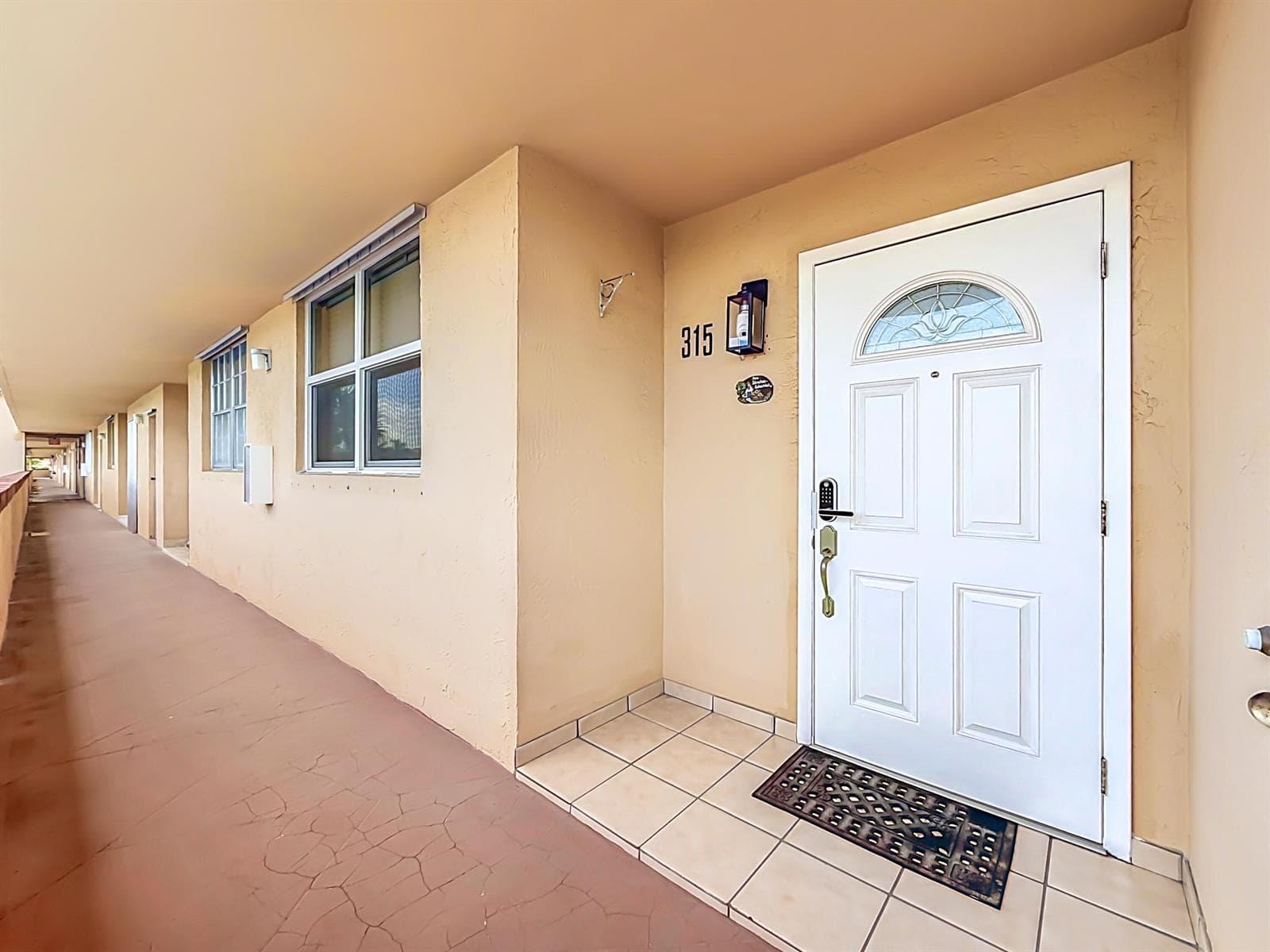4500 N Federal Highway #315b-15