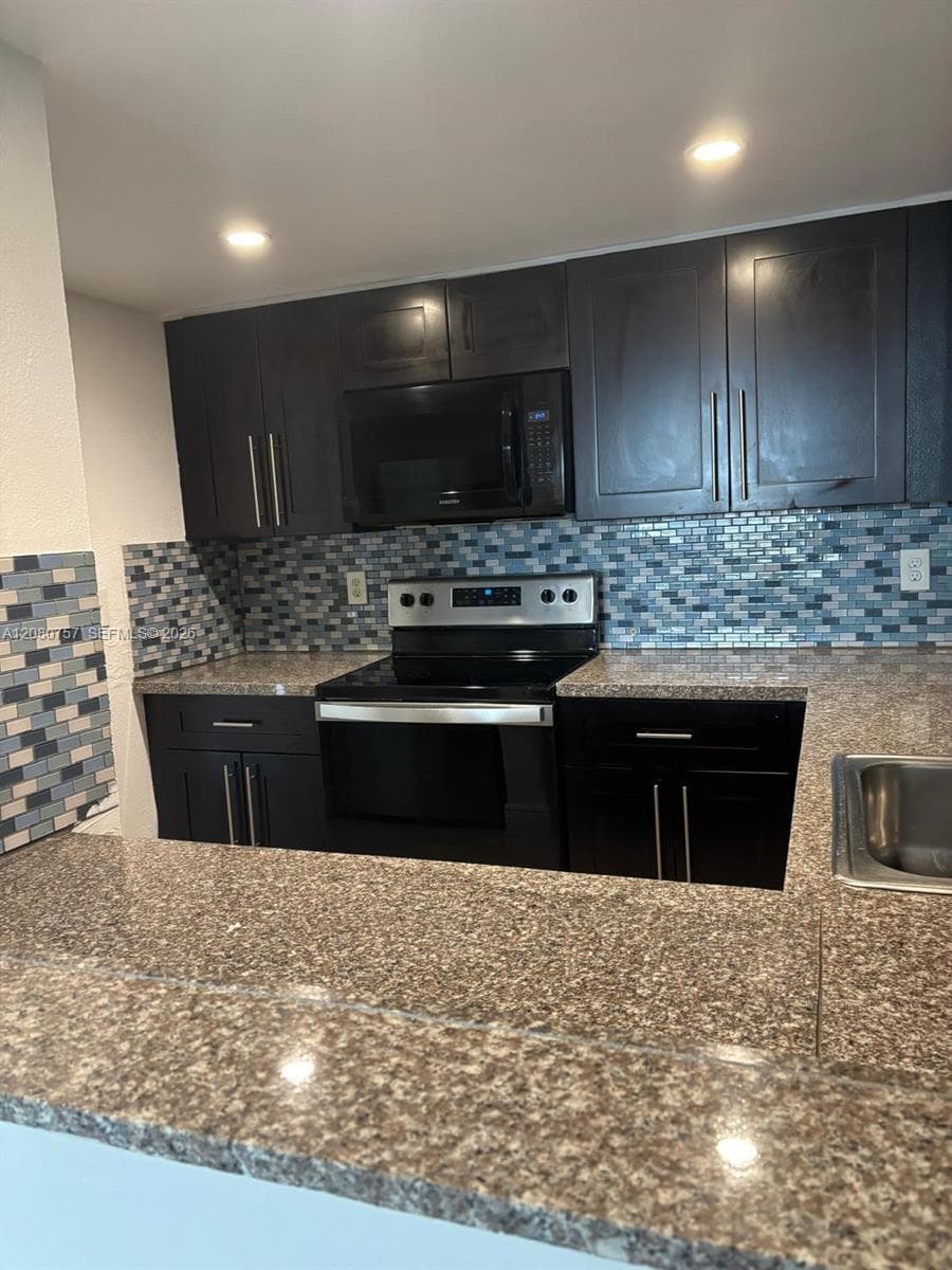 CORAL GATE WEST CONDO · #3-505 in Hialeah - Photo 4