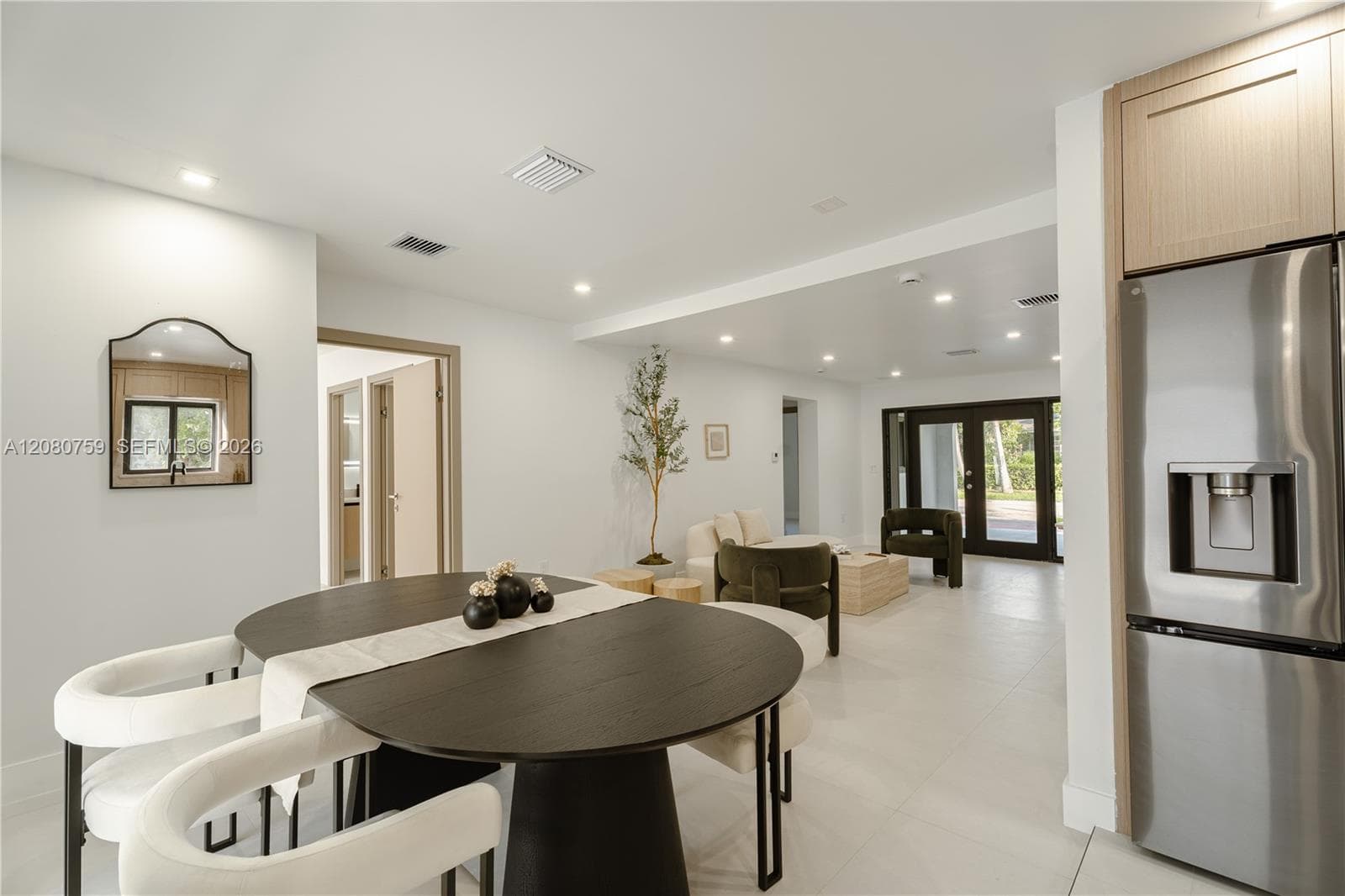 1221 Biarritz Dr photo 17