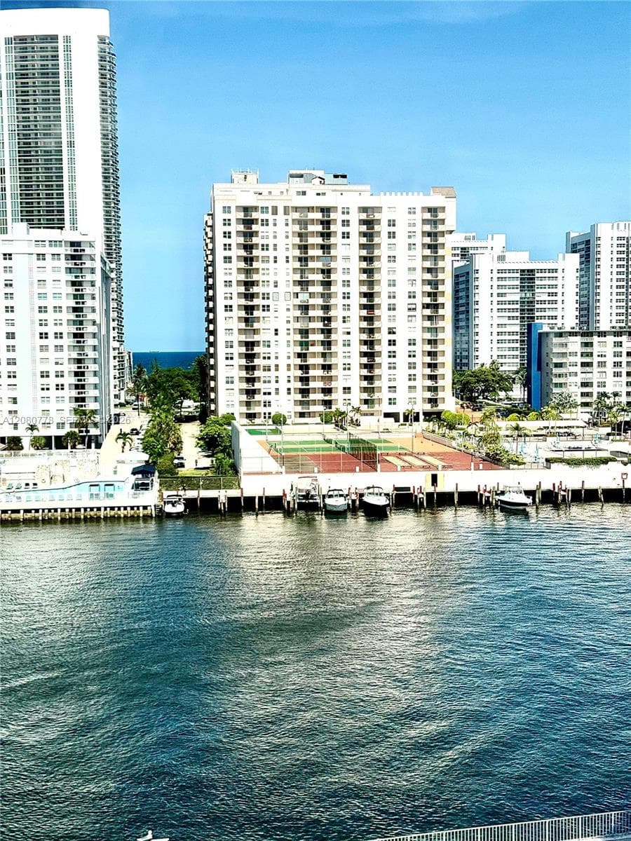 LAKE POINT TOWER CONDO · #806 in Hallandale Beach - Photo 3