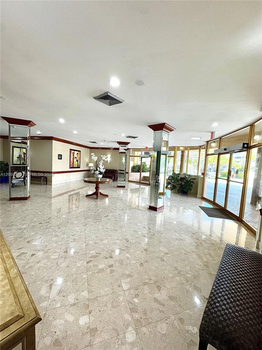 LAKE POINT TOWER CONDO · #806 in Hallandale Beach - Photo 63