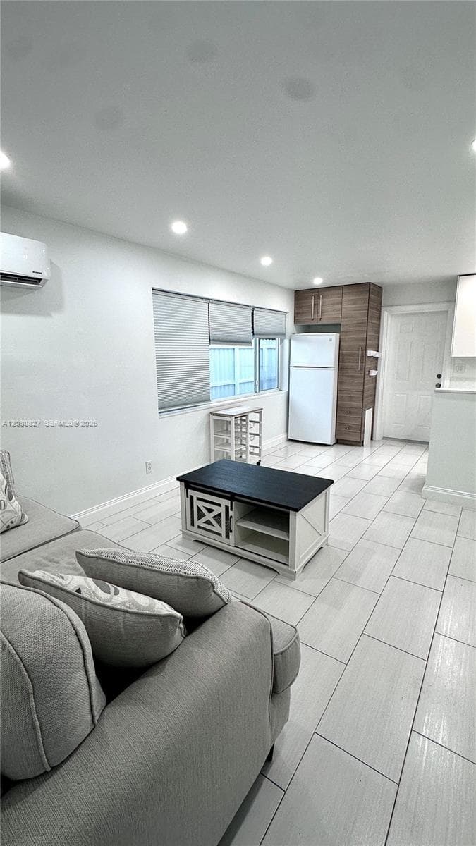 2415 Thomas st #B photo 9