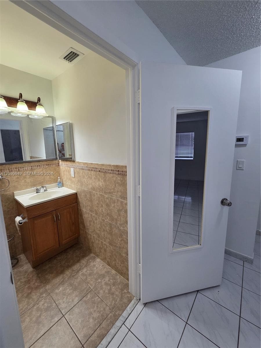 306 NW 114th Ave # 101 #3-101 photo 43