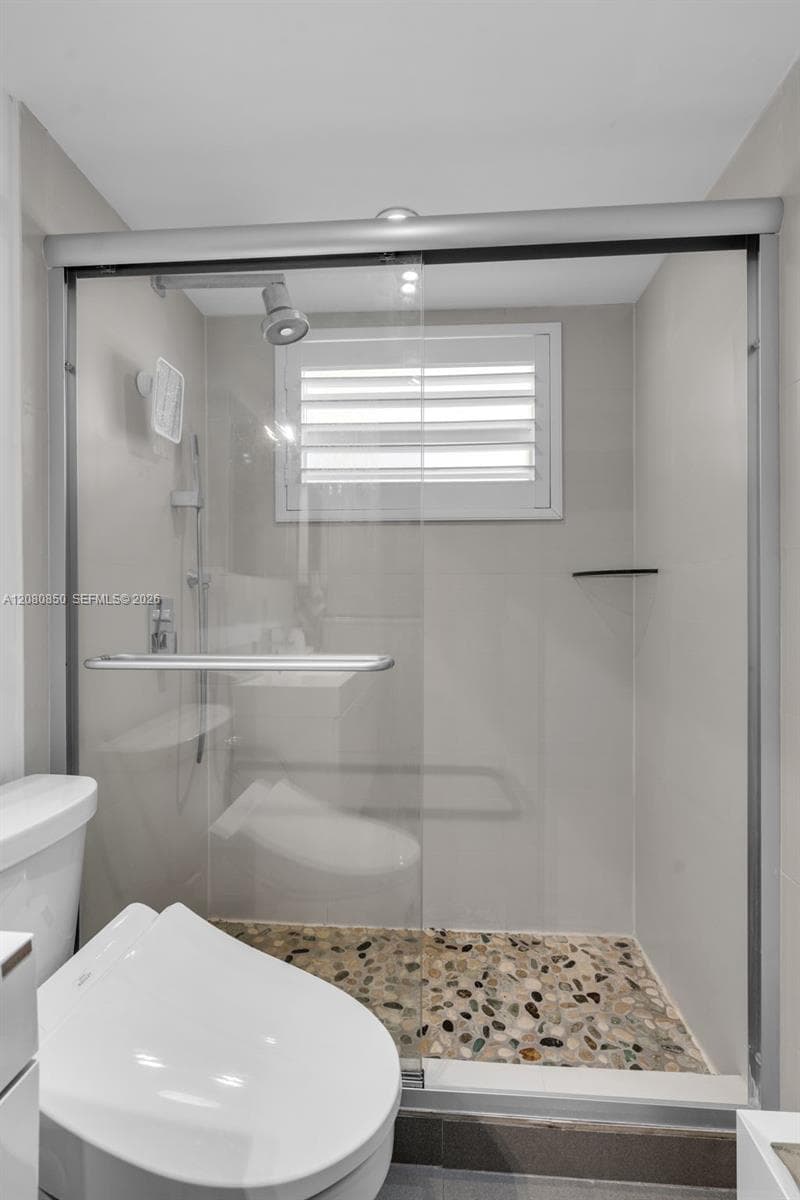 Penn Terrace Towers Condo · #705 in Miami Beach - Photo 12