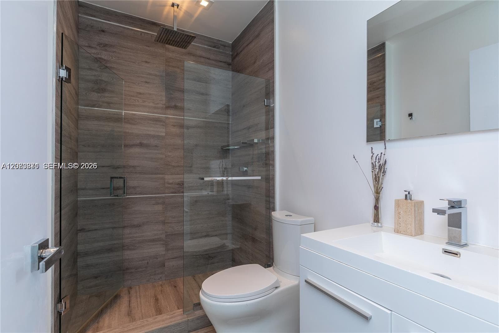 The Villas at Bay Harbor in Bay Harbor Islands - Photo 6