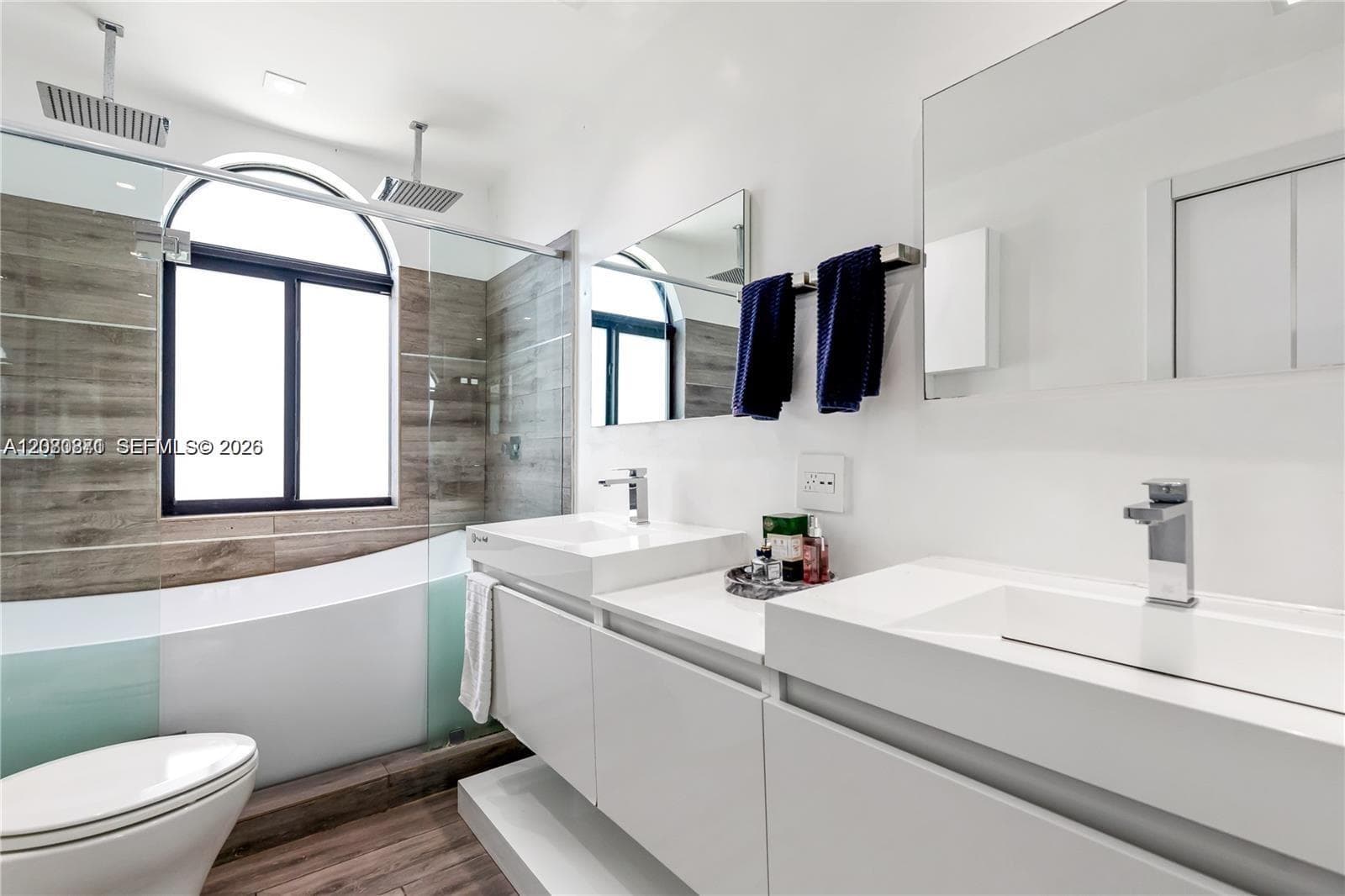 The Villas at Bay Harbor in Bay Harbor Islands - Photo 7