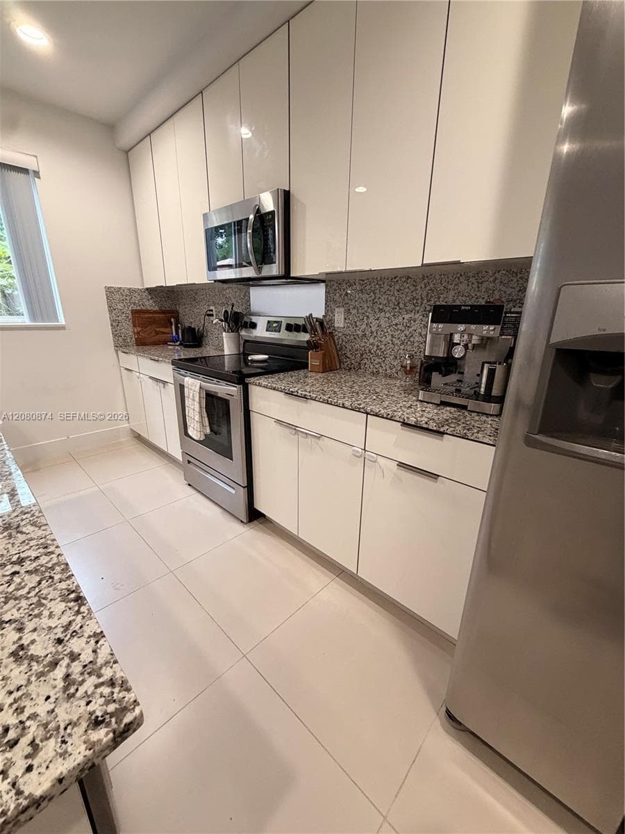 14049 SW 126th Path photo 17