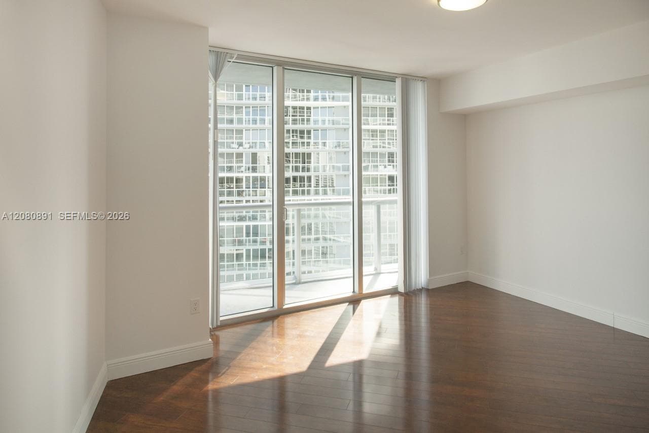 Icon Brickell I · #3507 in Miami - Photo 8