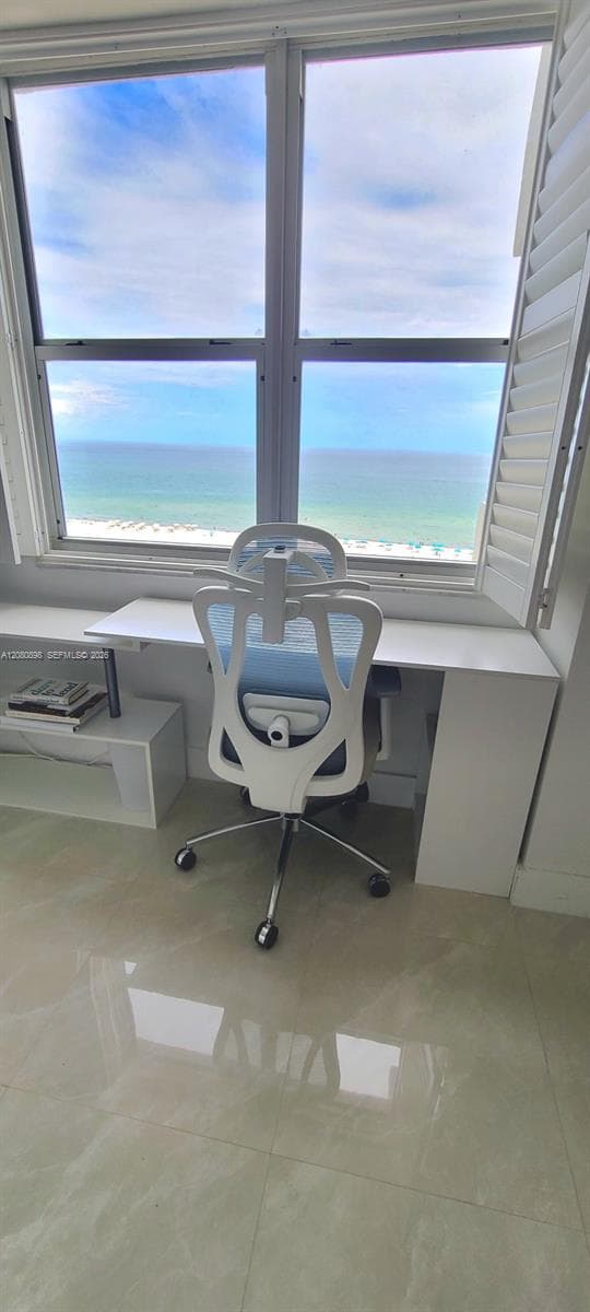 ARLEN BEACH CONDO · #908 in Miami Beach - Photo 16