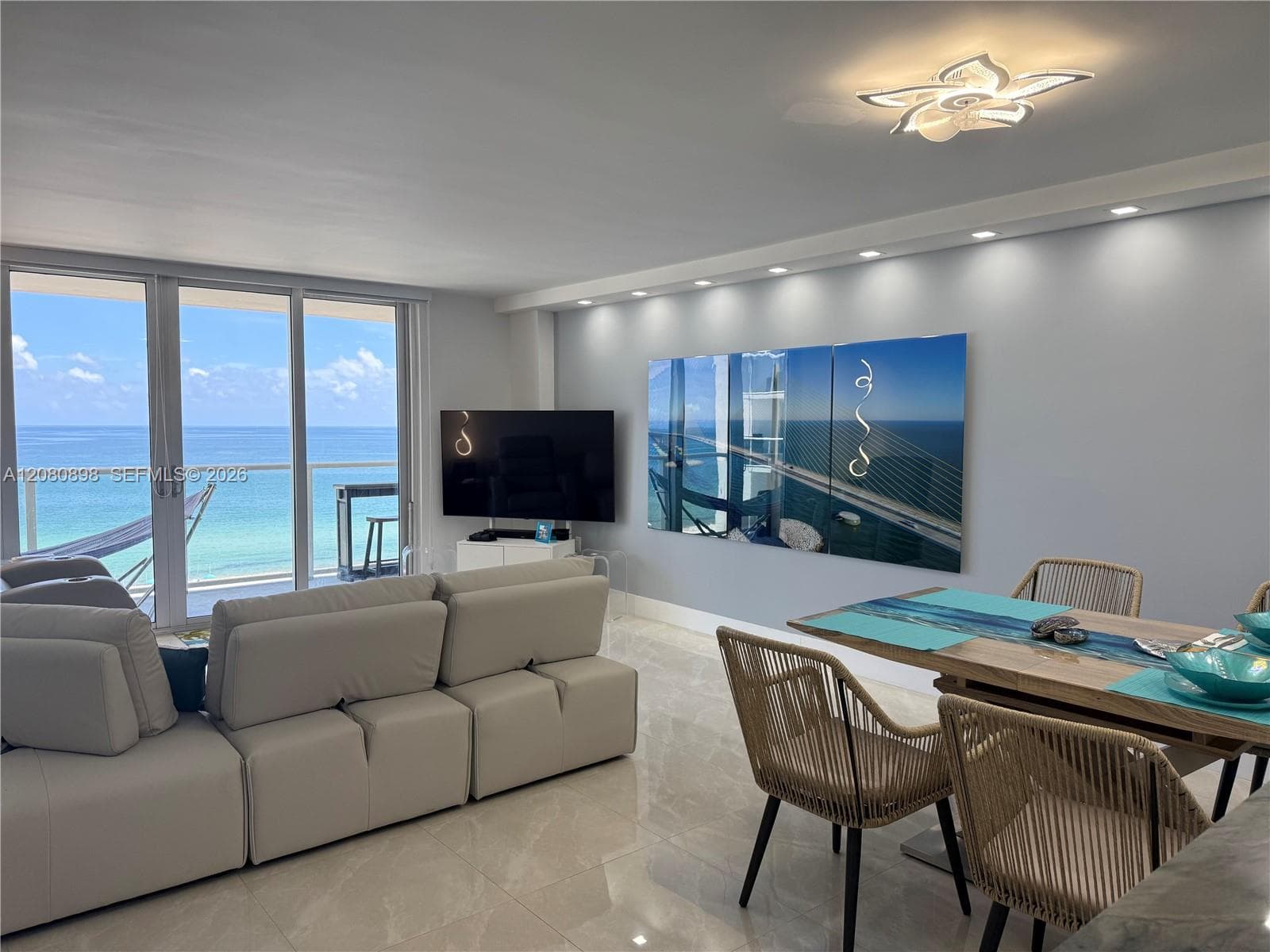 ARLEN BEACH CONDO · #908 in Miami Beach - Photo 1