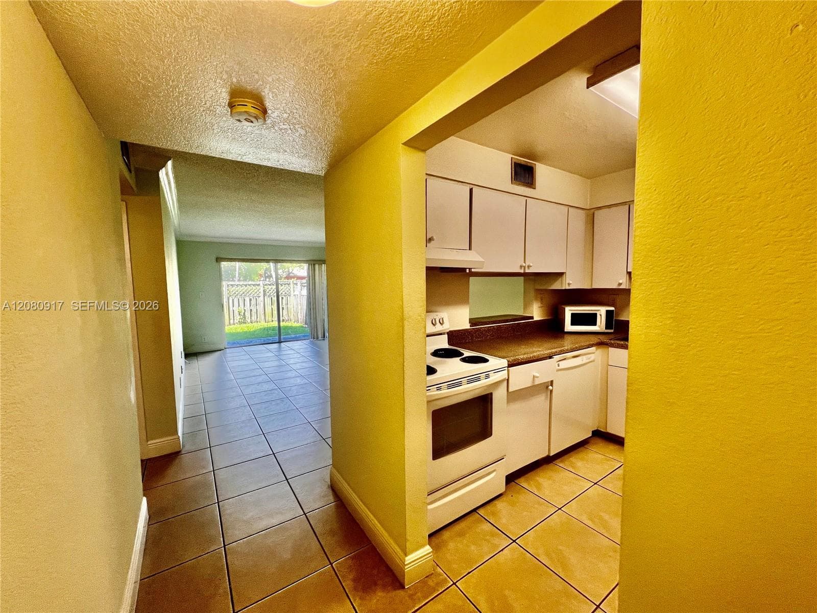 DORAL GARDENS · #109 in Doral - Photo 2