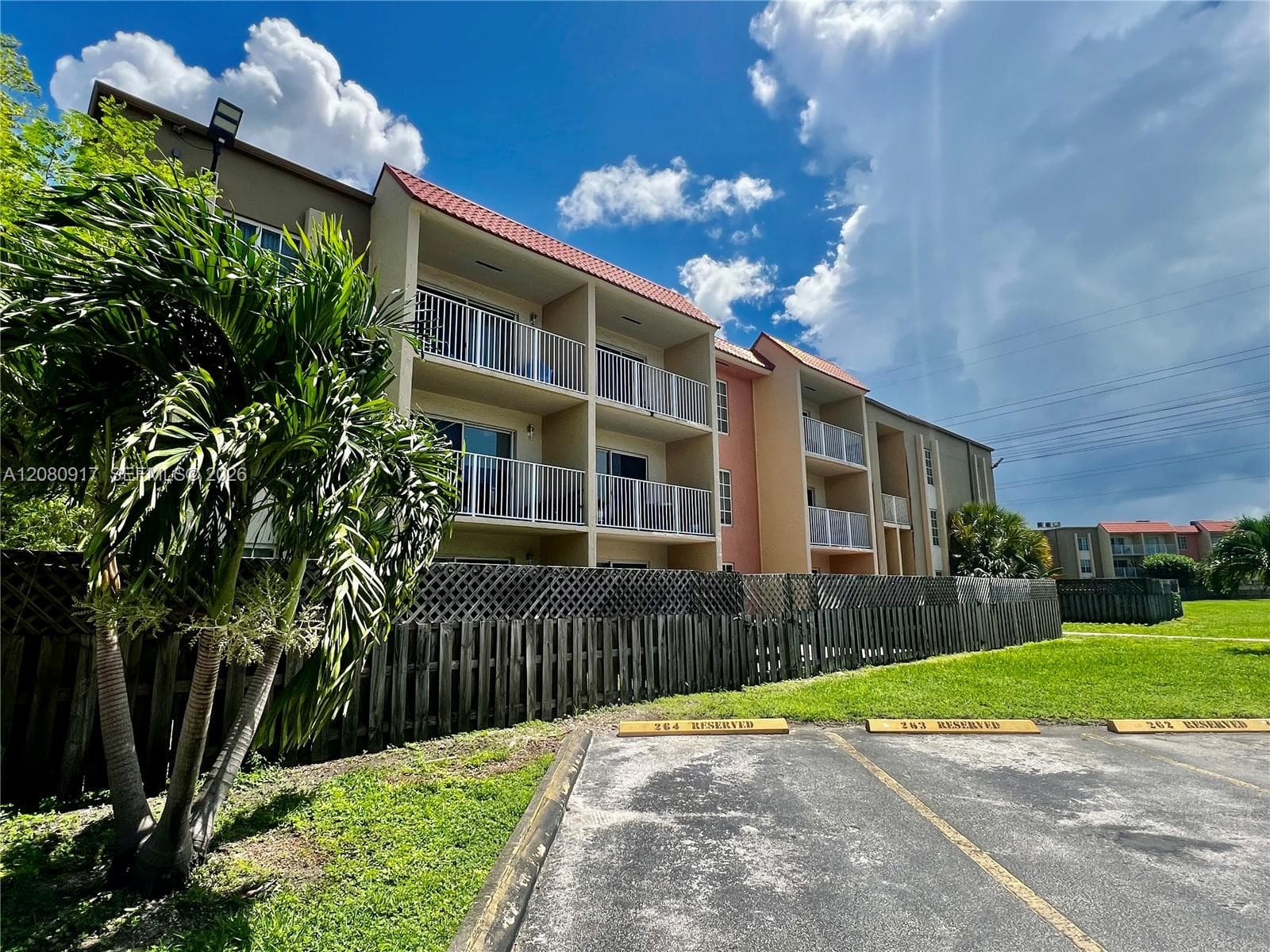 DORAL GARDENS · #109 in Doral - Photo 13