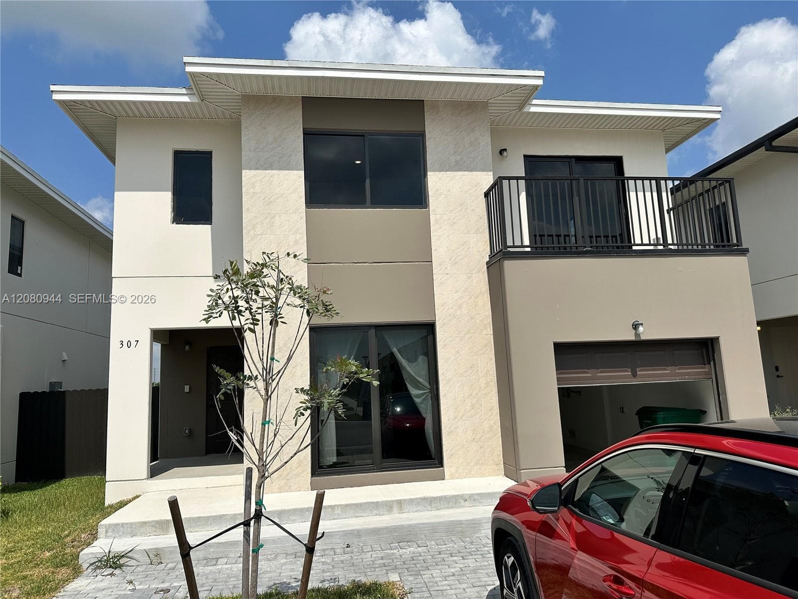 307 NW 13th Pl #0 photo 10