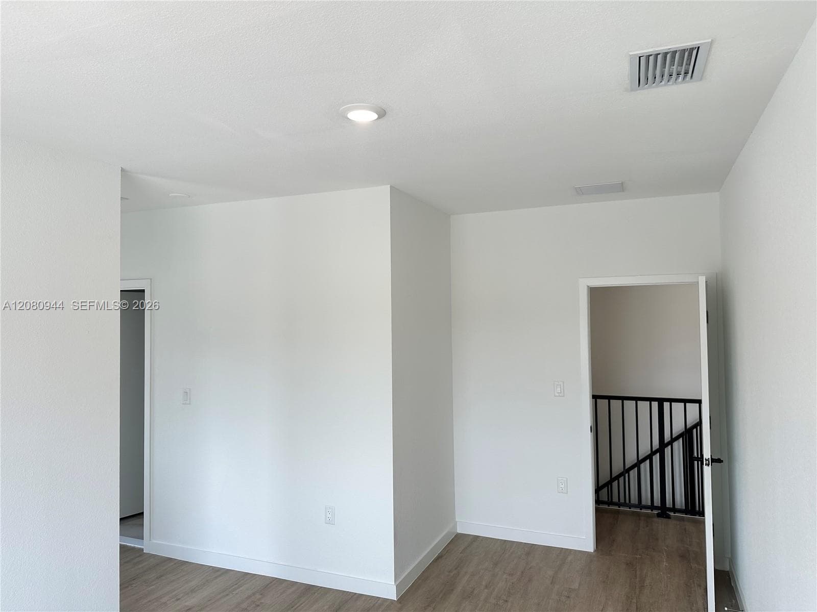 307 NW 13th Pl #0 photo 14