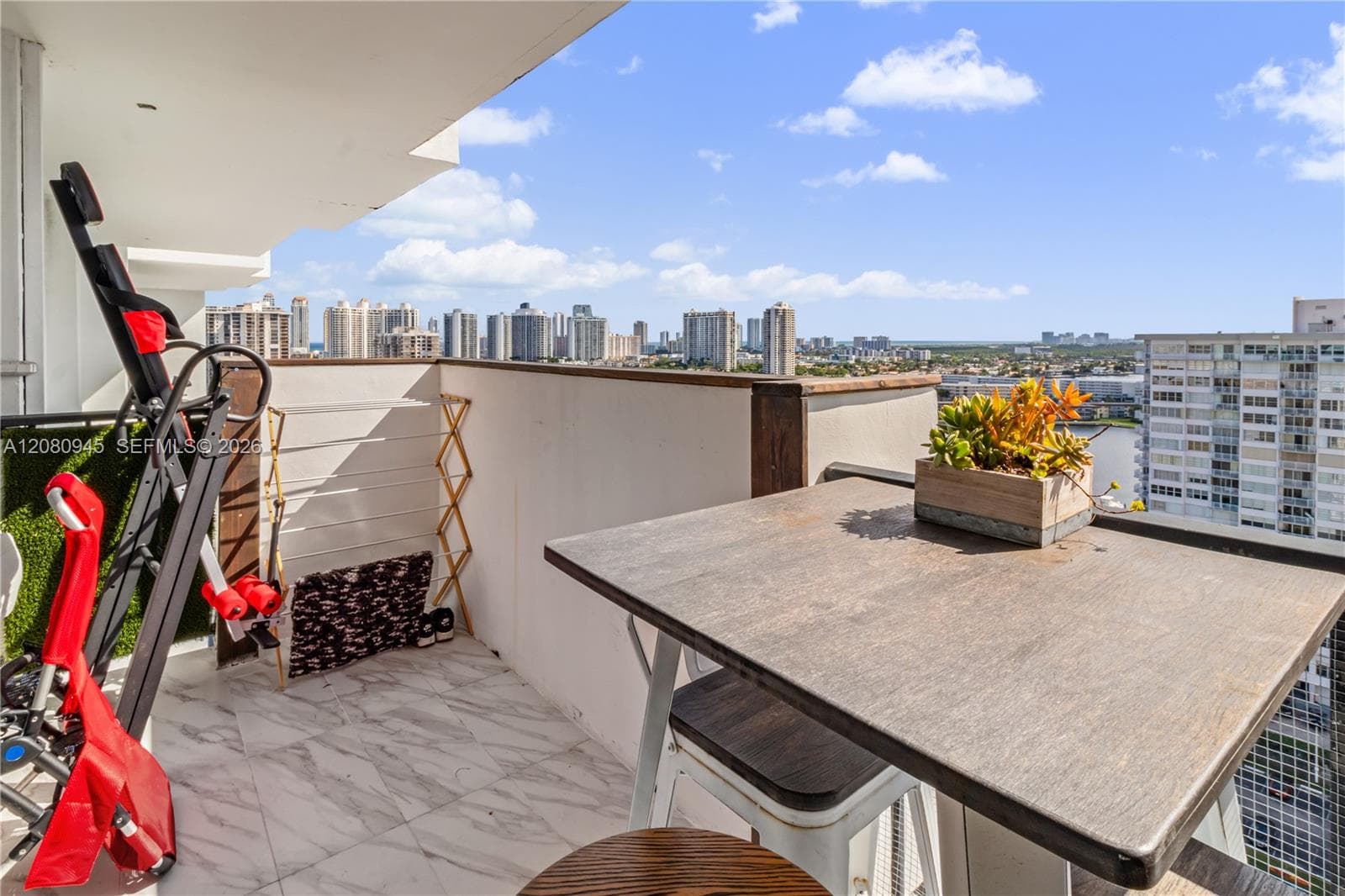 COMMODORE PLAZA CONDO · #2114 in Aventura - Photo 16
