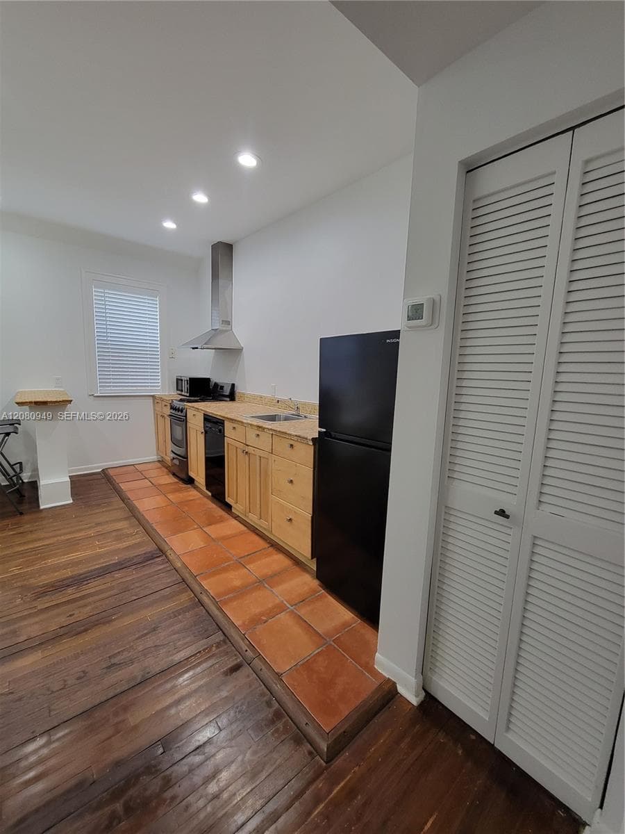HAMILTON CONDO · #105 in Miami Beach - Photo 5