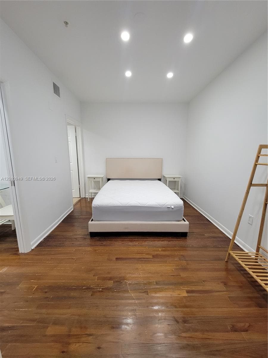 HAMILTON CONDO · #105 in Miami Beach - Photo 15