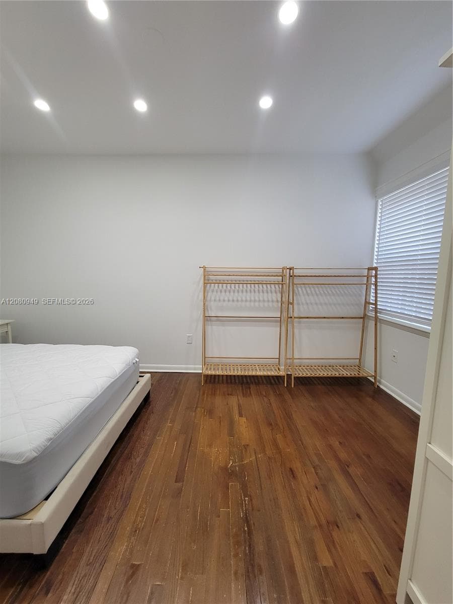 HAMILTON CONDO · #105 in Miami Beach - Photo 11