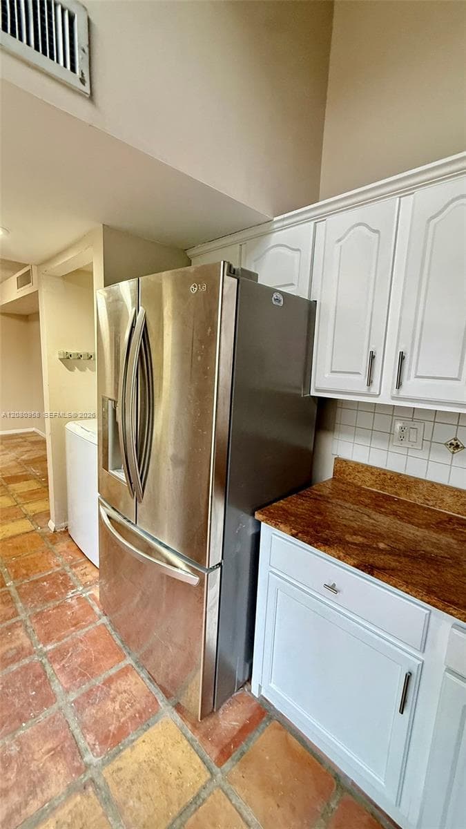 SONOMA LAKE CONDO · #609 in Miami - Photo 5
