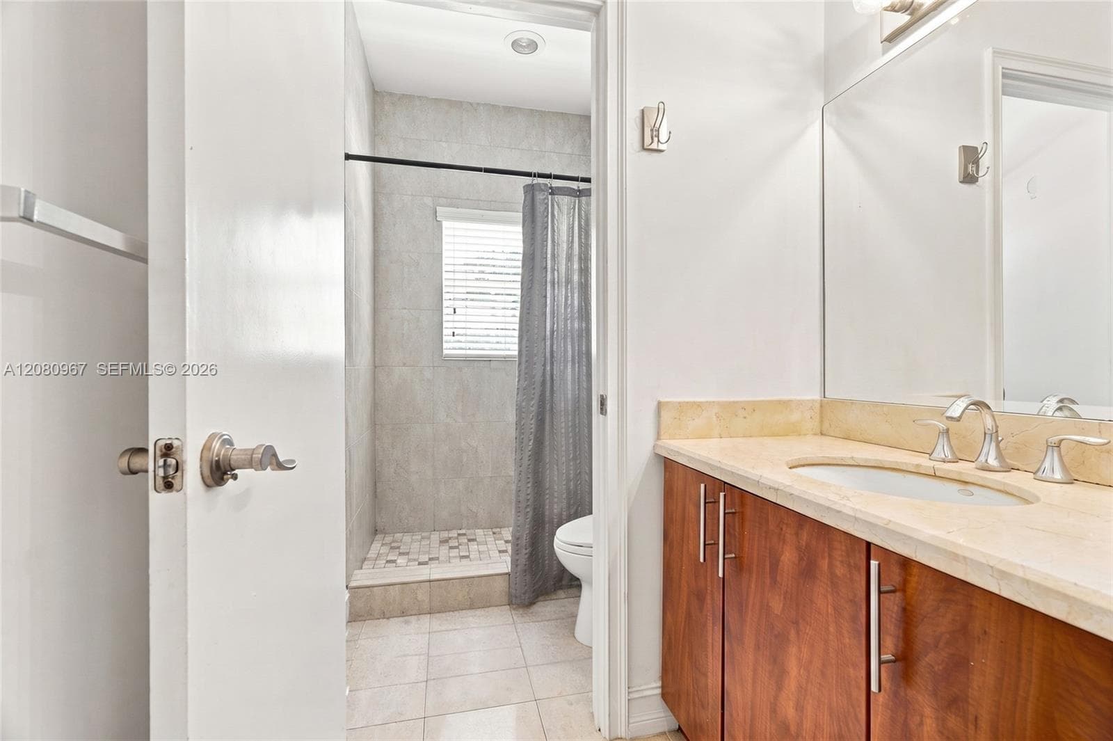 913 SW 8th St #2 photo 30