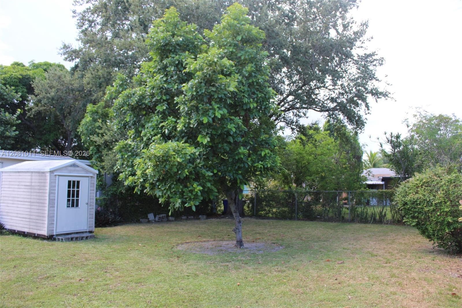 665 NW 50th St photo 25