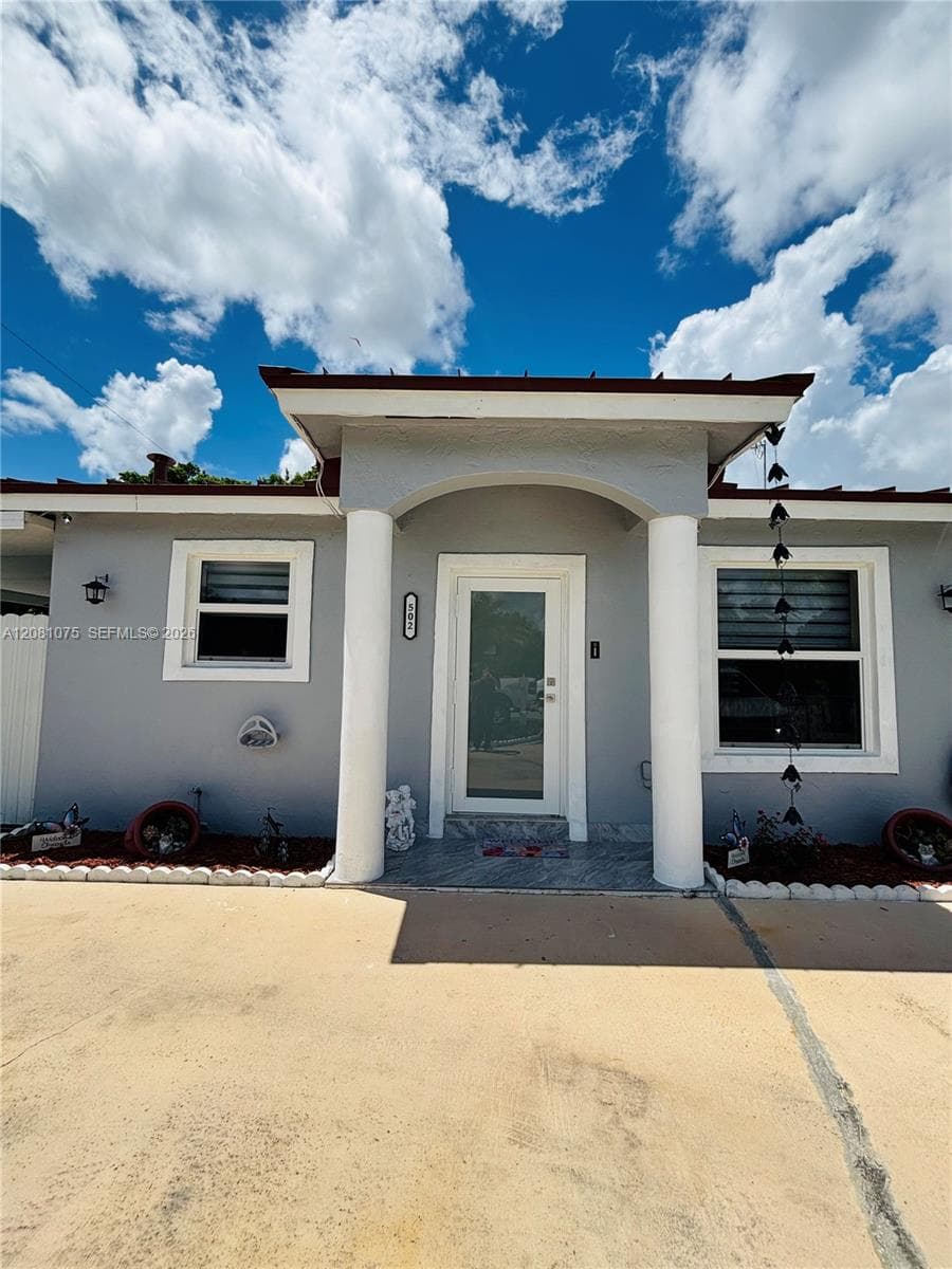502 NW 7th Ave photo 2