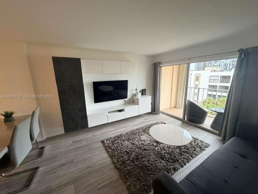 MARBELLA TOWER CONDO · #606 in Sunny Isles Beach - Photo 6